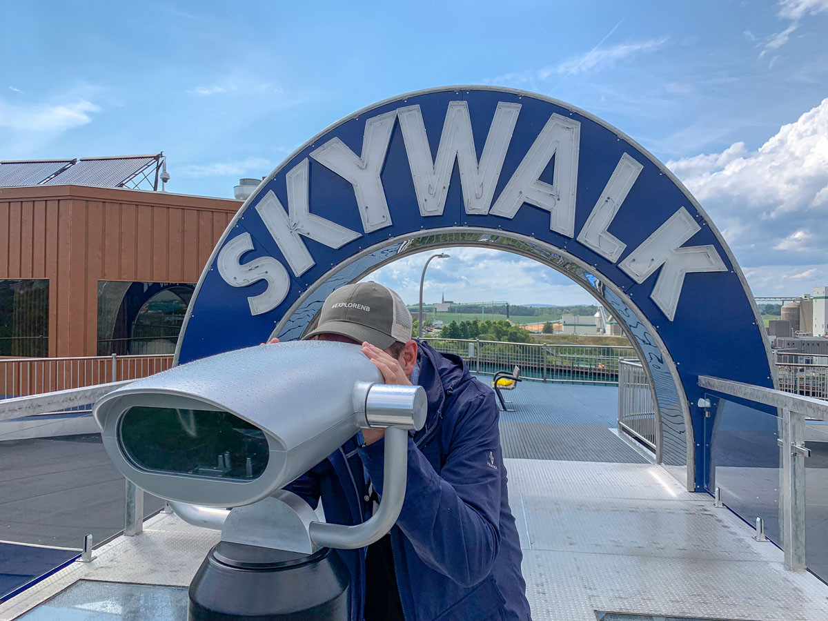 Witness the unique phenomenon of the Reversing Falls from the Skywalk in Saint John, New Brunswick.