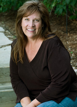Stasi Eldredge Smiling Portrait