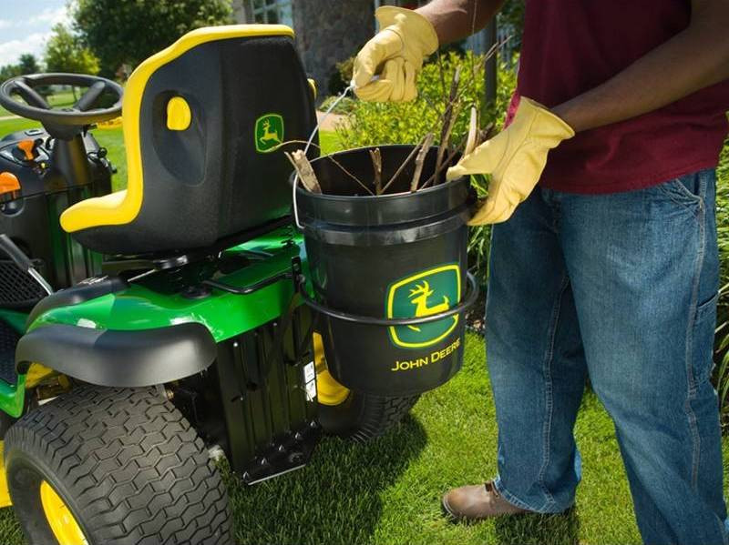 John Deere Single Bucket Holder