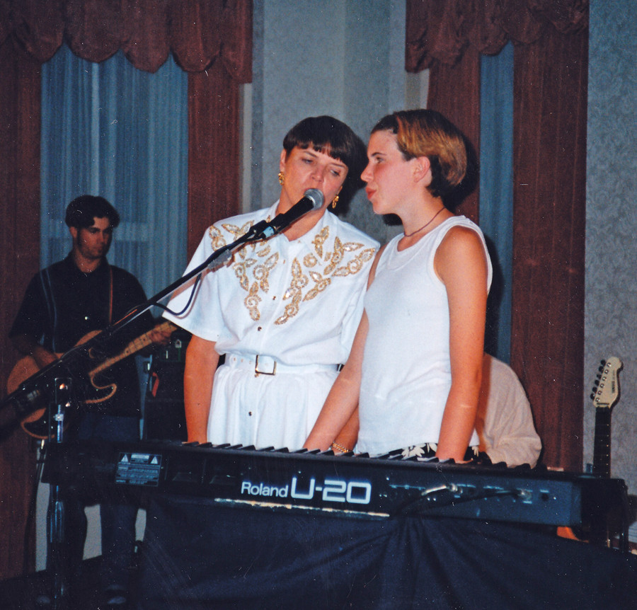 Bonnie and Meredith singing, highlighting the power of shared musical experiences