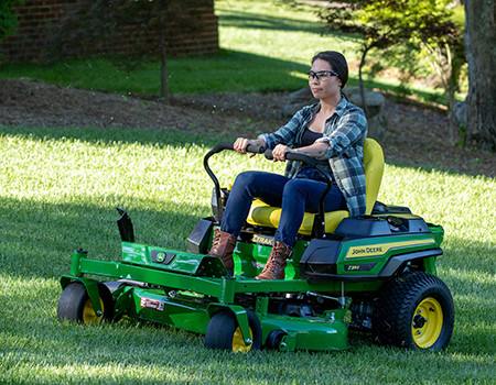 Z315E ZTrakâ„¢ with 42A Mower Deck
