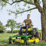 John Deere Z500 Series Zero-Turn Mowers